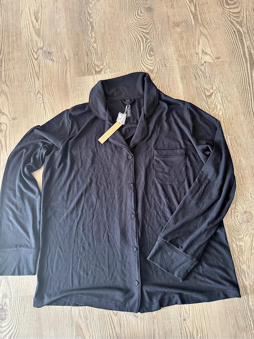 SKIMS Soft Lounge Long Sleeve Button Up Sleep Top Black new with tags
